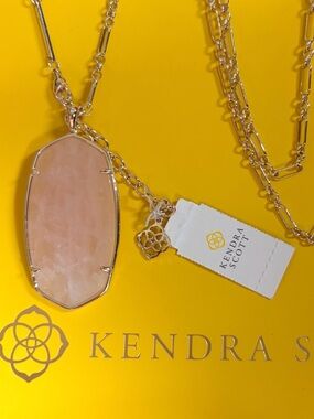 Kendra Scott Rose Quartz Pendant Necklace in Rose Gold Tone